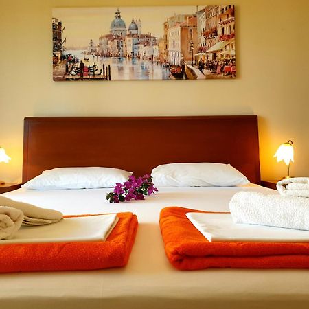 Guest House Villa Pastrovka Sveti Stefan Buitenkant foto