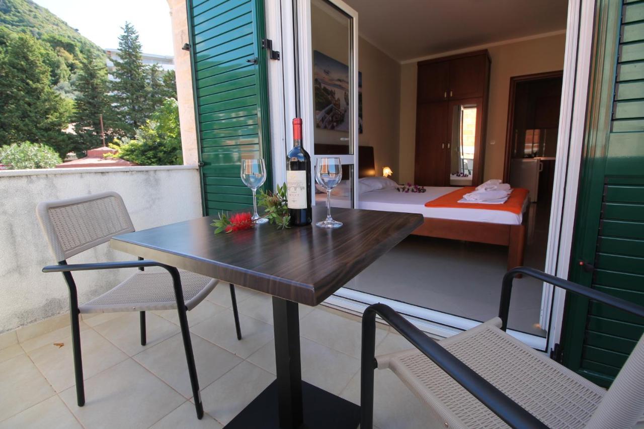 Guest House Villa Pastrovka Sveti Stefan Buitenkant foto
